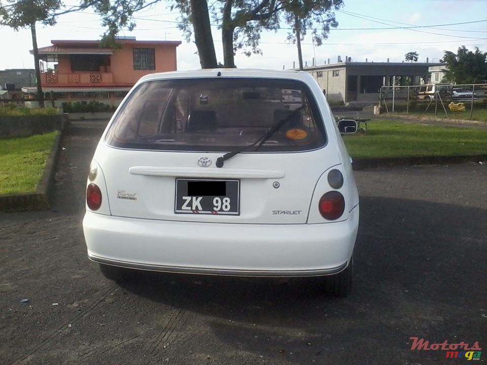 1998' Toyota Starlet photo #7