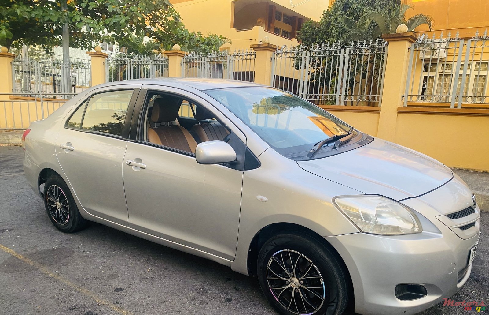 2006' Toyota Belta Any photo #6