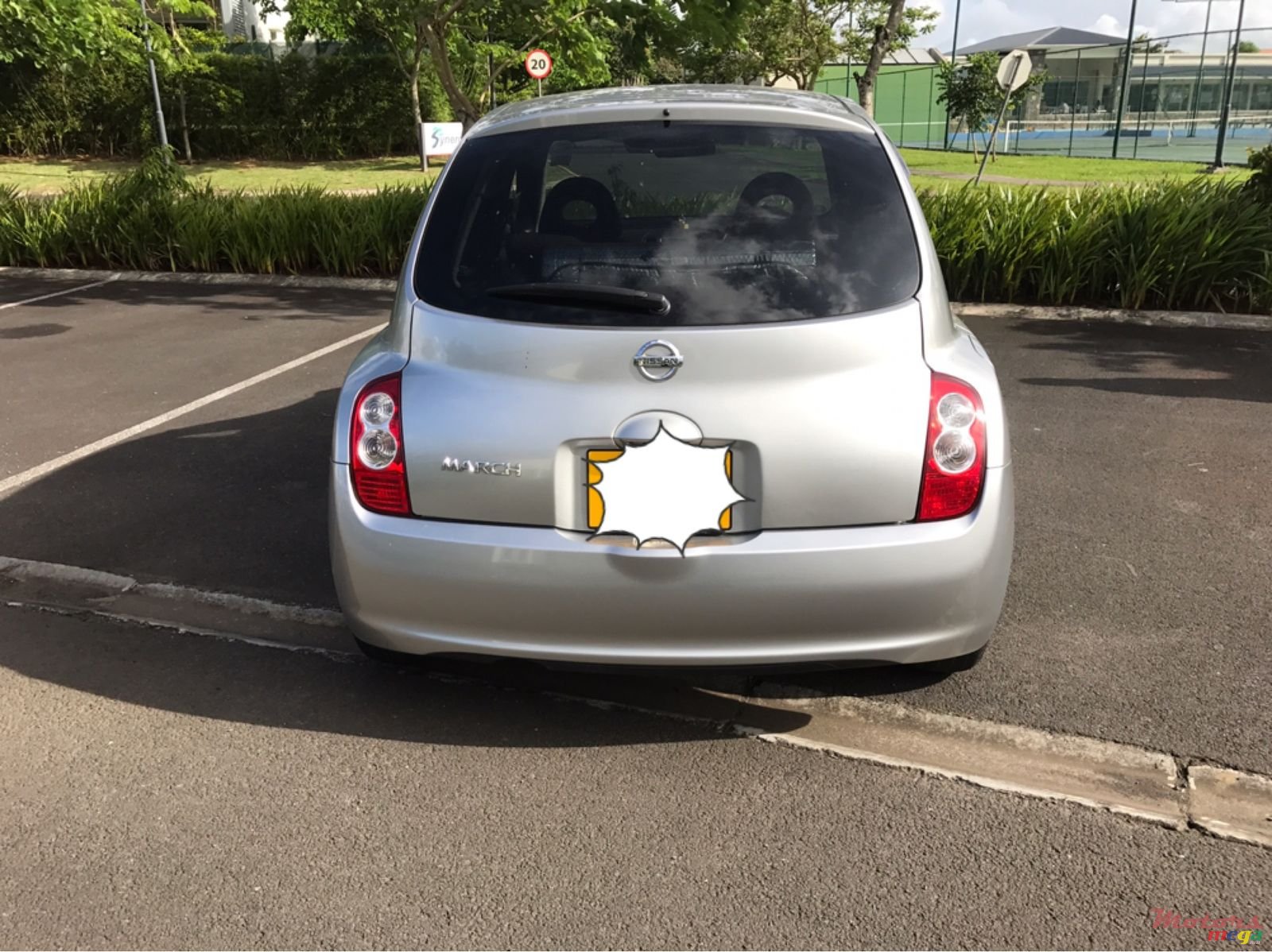 2009' Nissan March photo #2