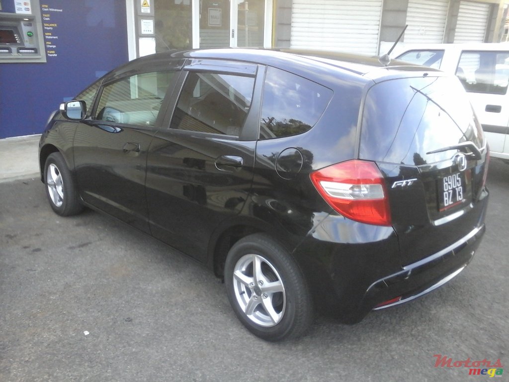 2013' Honda Fit photo #2