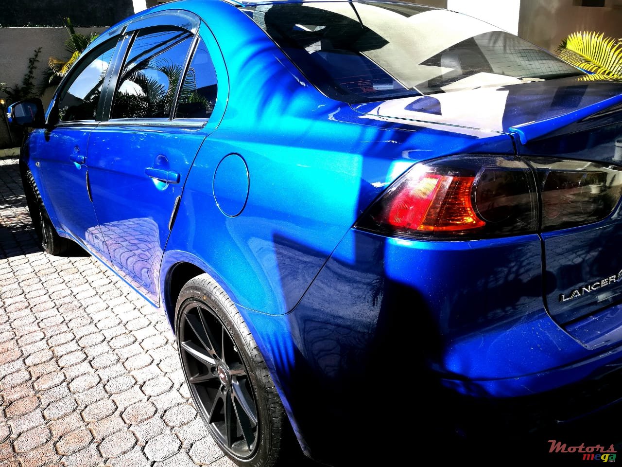 2016' Mitsubishi Lancer photo #4