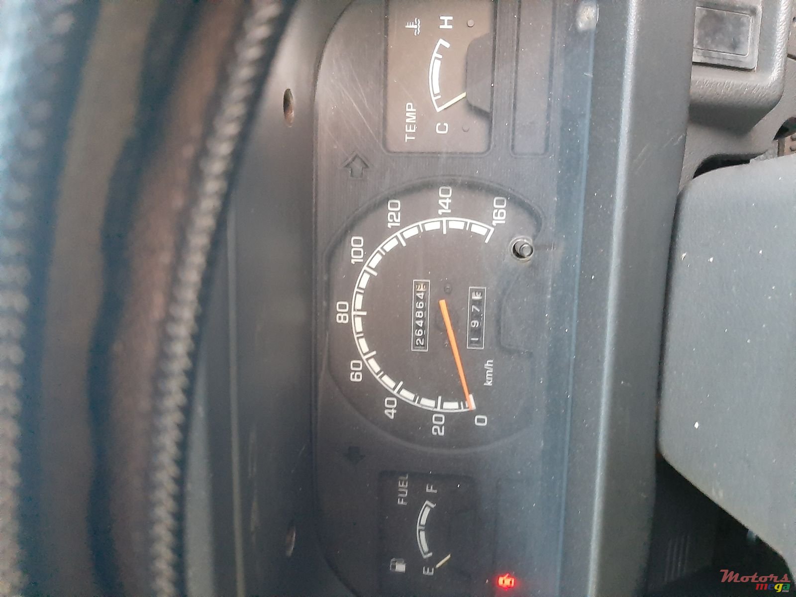 2009' Mitsubishi L300 photo #1