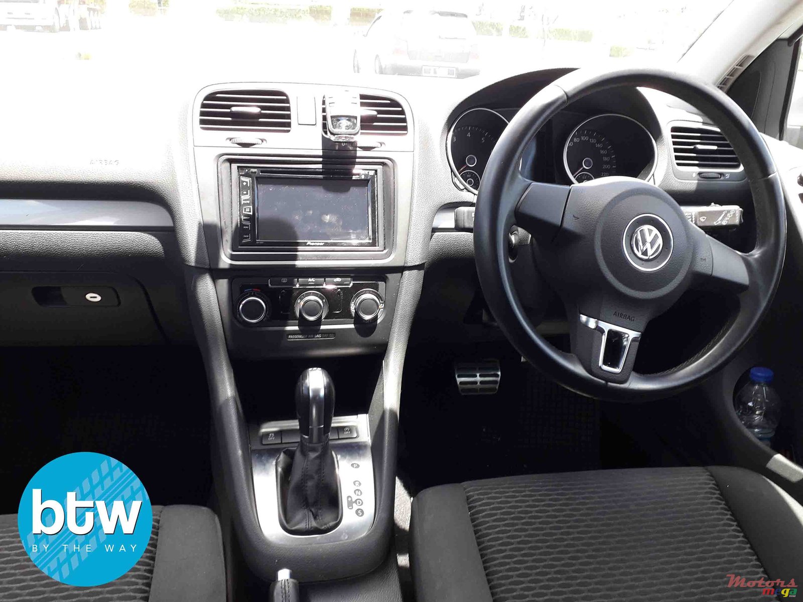 2012' Volkswagen Golf 6 photo #6