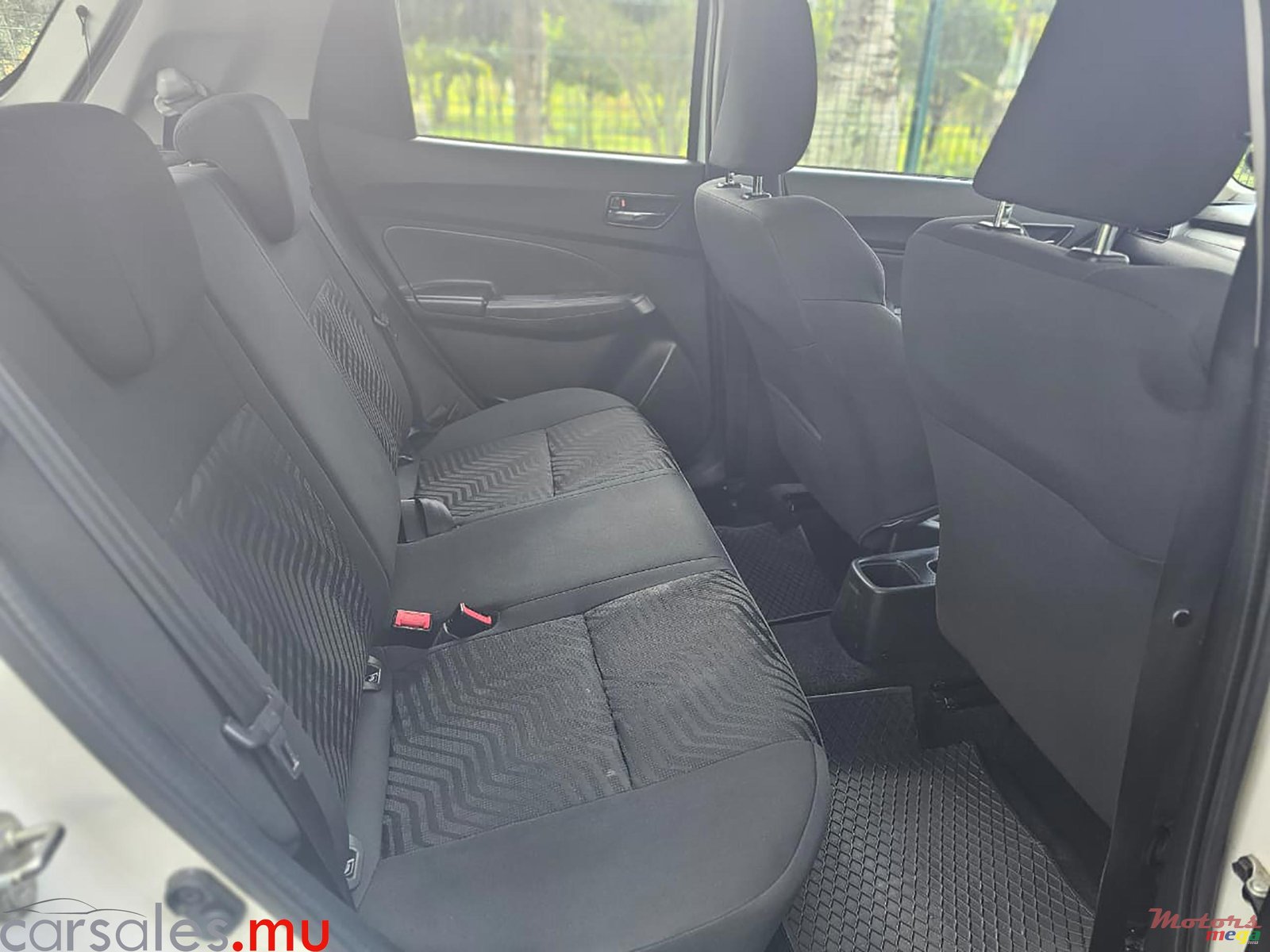 2020' Suzuki Swift 1.2 photo #5
