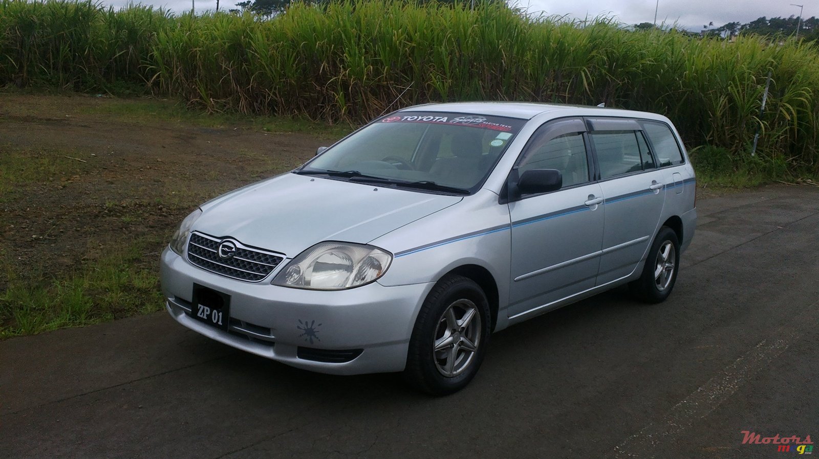 2001' Toyota Fielder X photo #1