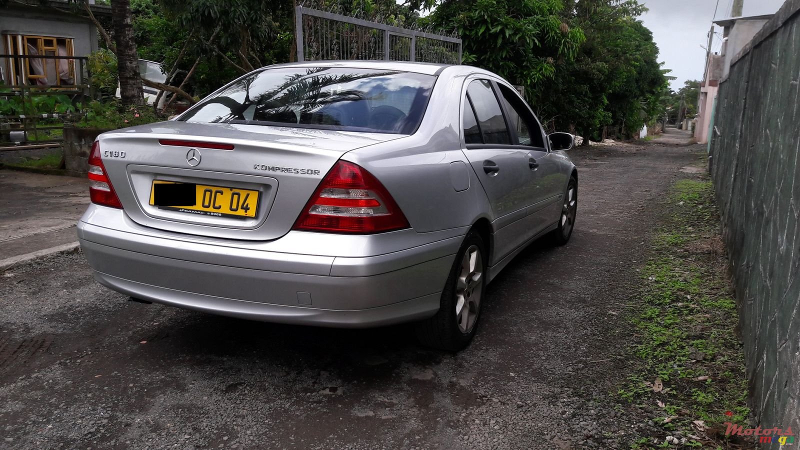 2004' Mercedes-Benz CL 180 photo #3