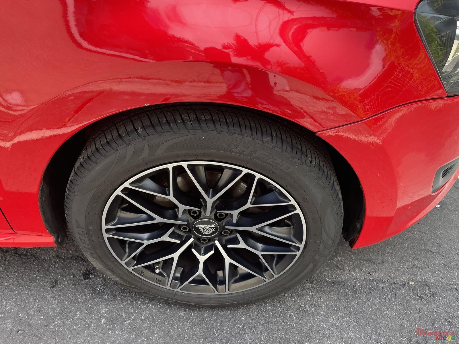 2010' Volkswagen Polo 1.4 Automatic photo #4