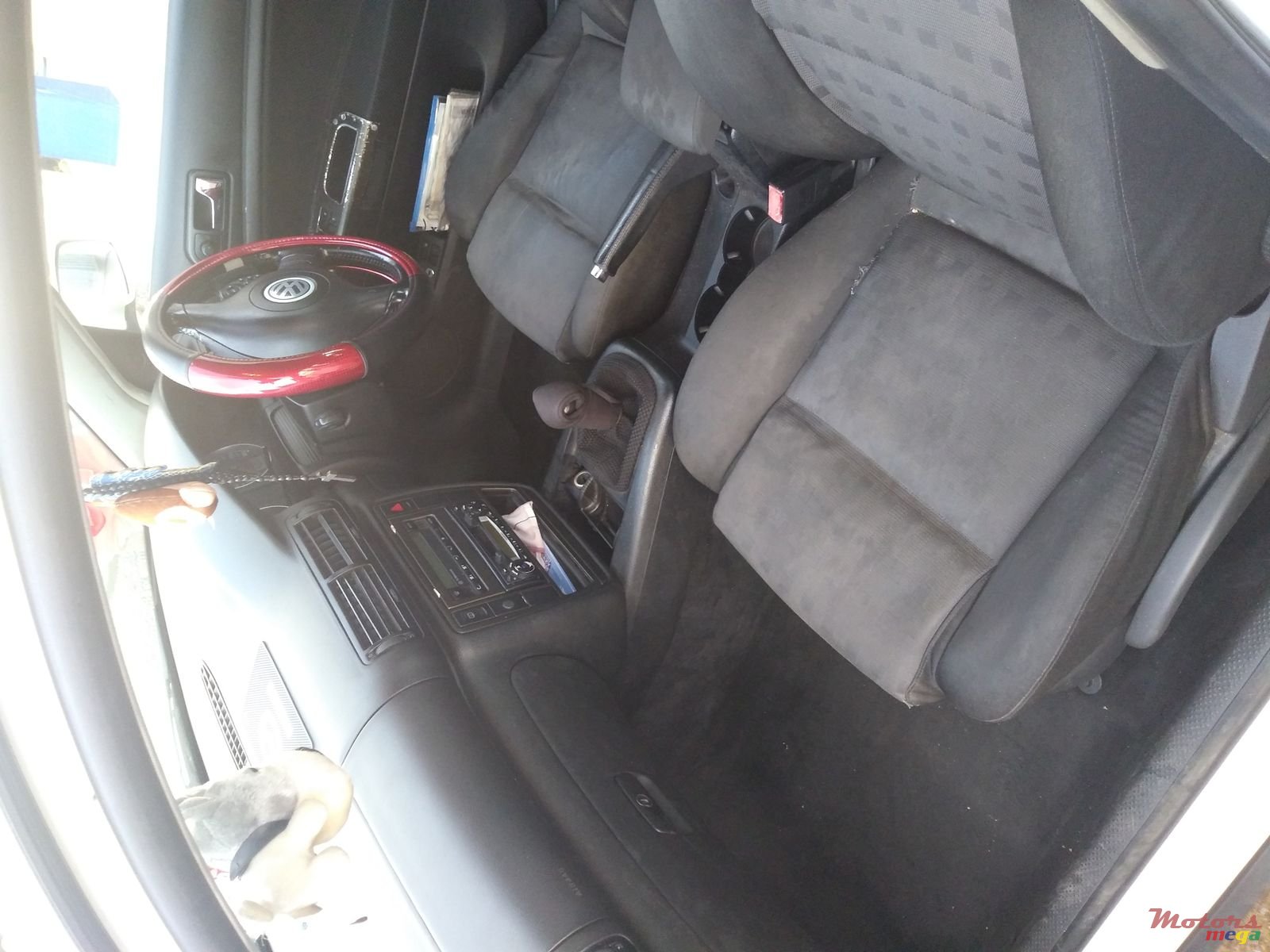 2003' Volkswagen Passat photo #4