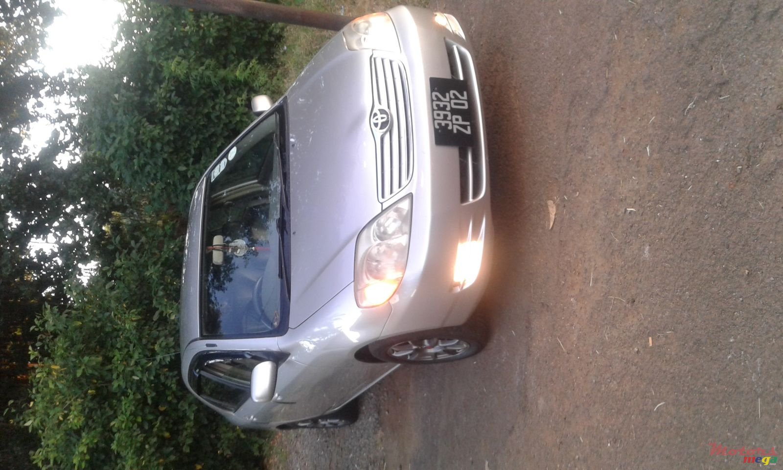 2002' Toyota Corolla photo #1