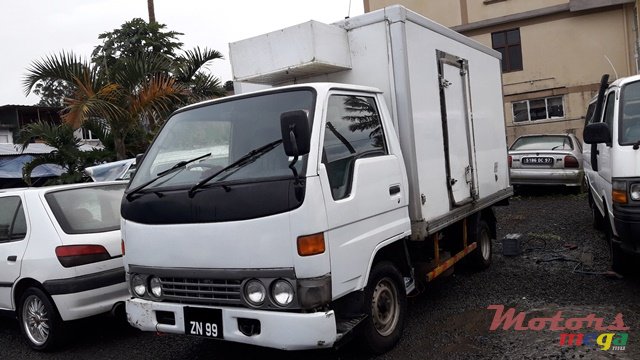 1999' Toyota Dyna photo #3