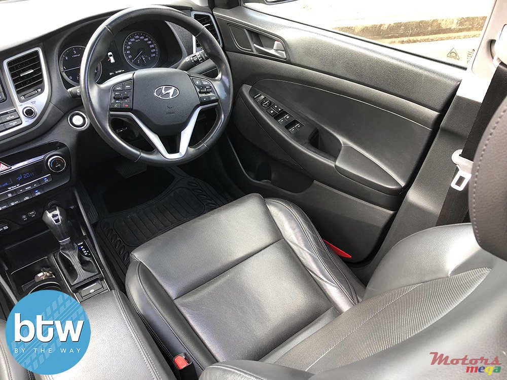 2015' Hyundai Tucson photo #5