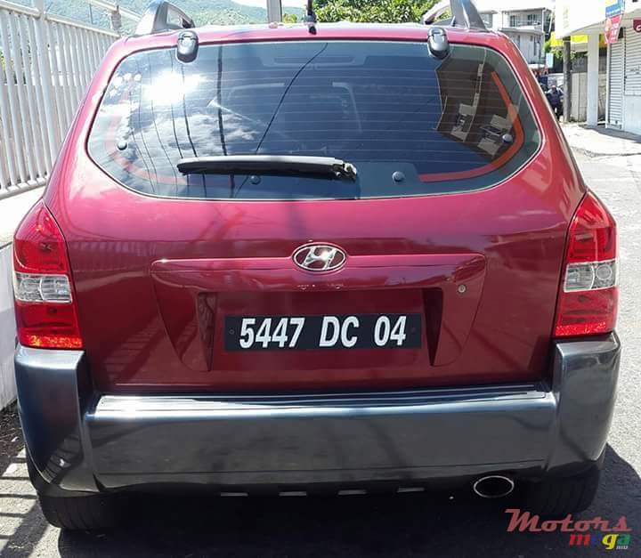 2004' Hyundai photo #3