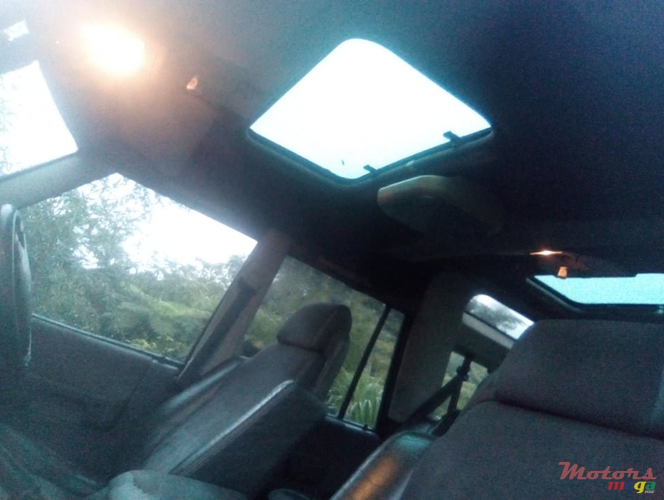 2002' Land Rover Discovery Series II photo #4