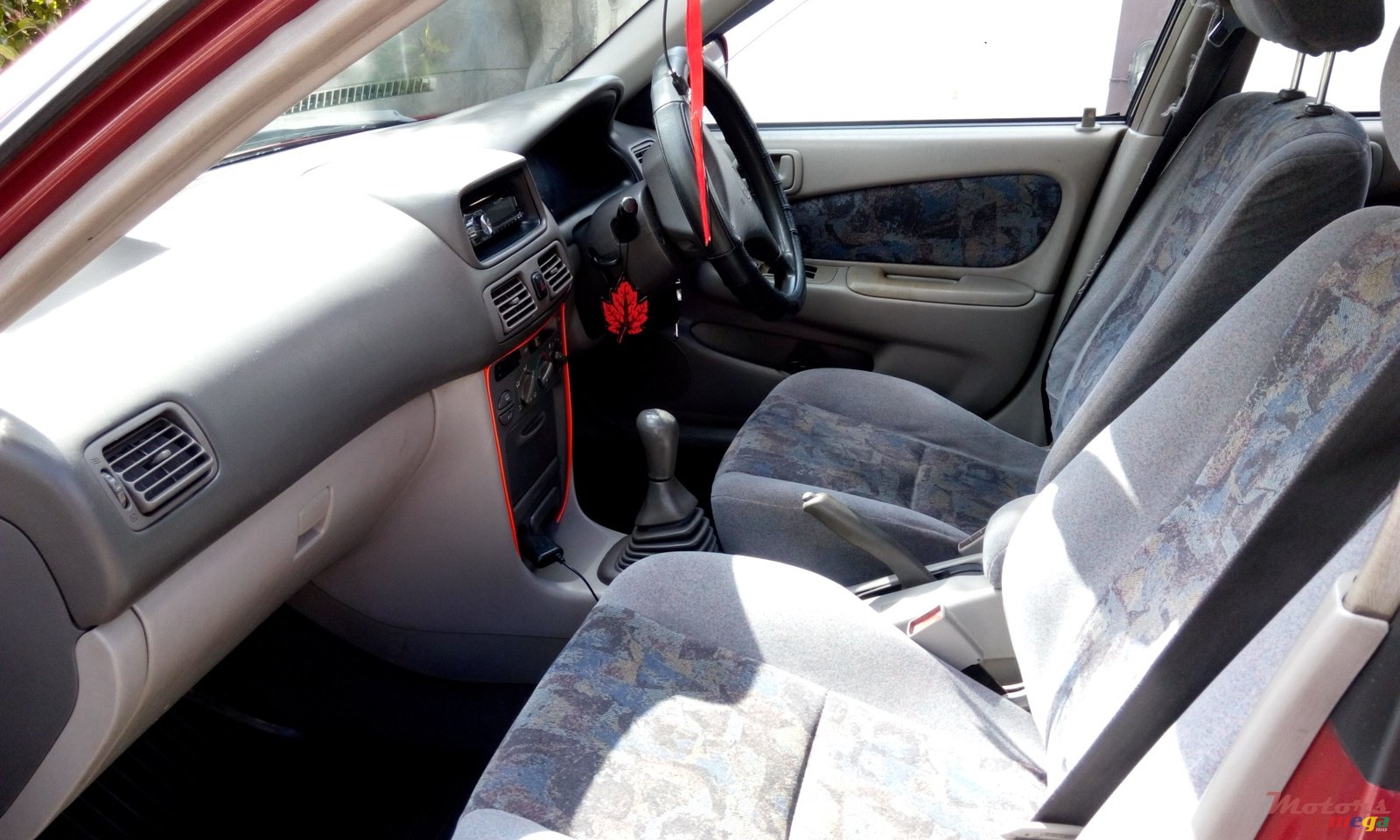 1997' Toyota Corolla photo #2