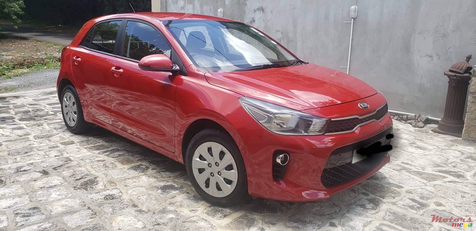 2017' Kia Rio photo #2