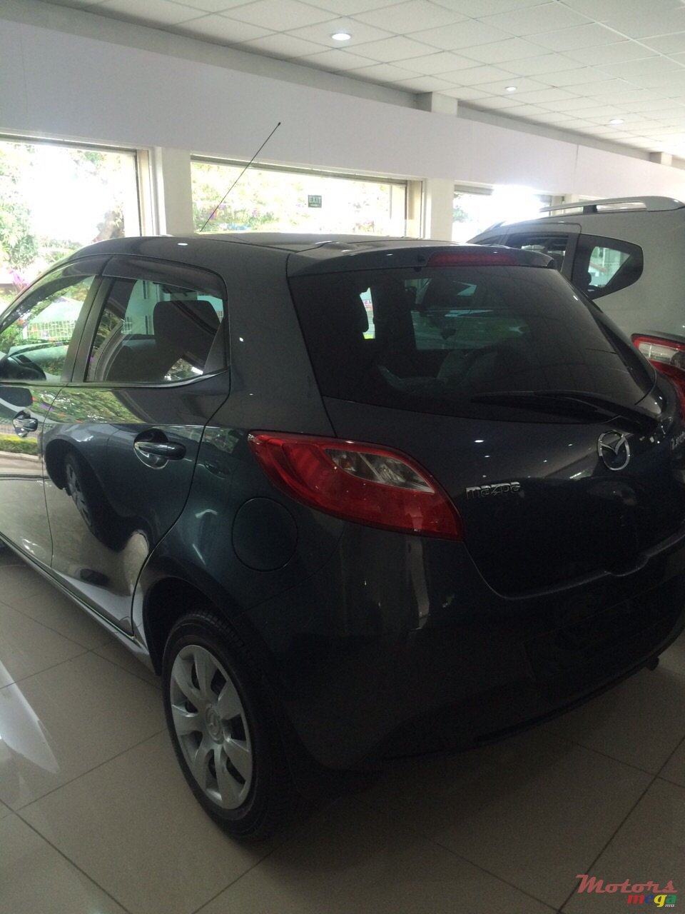 2010' Mazda Demio photo #3