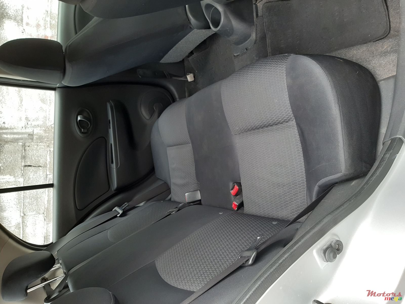 2013' Nissan March photo #6