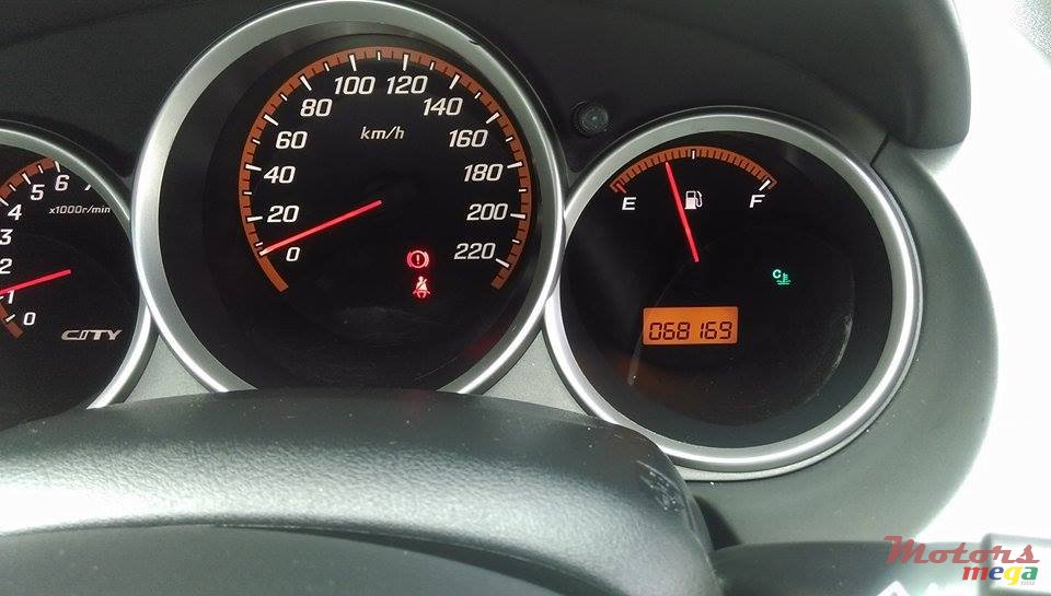 2006' Honda City photo #5