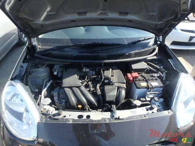 2013' Nissan March photo #5