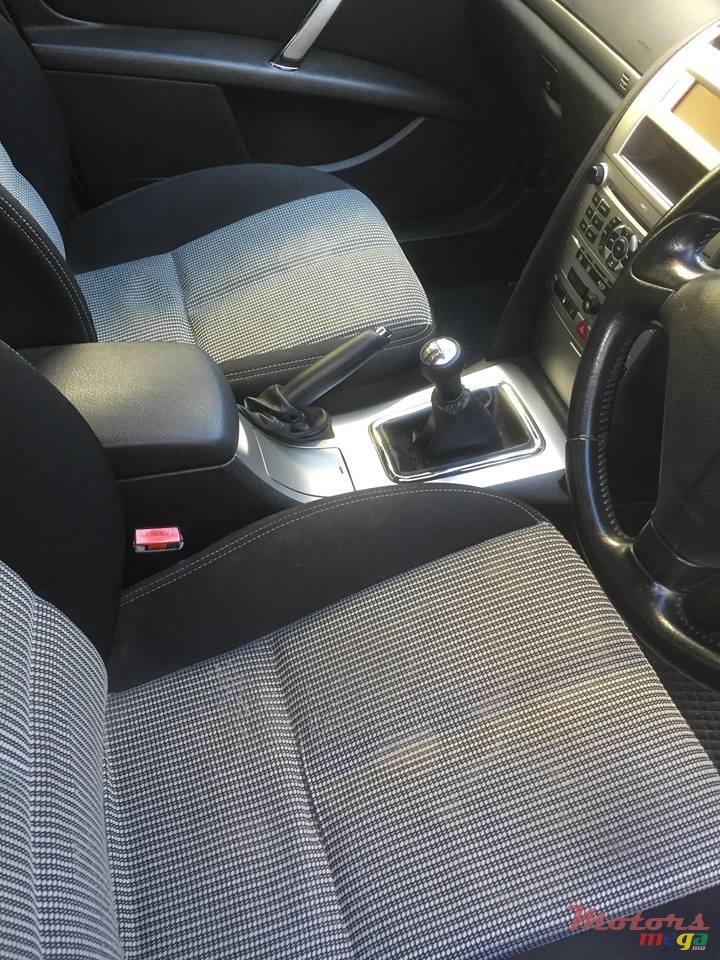 2009' Peugeot 407 photo #4