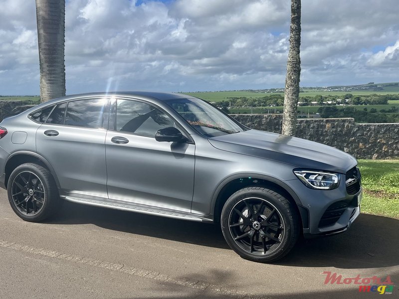 2023' Mercedes-Benz GLC 300 coupe amg photo #4