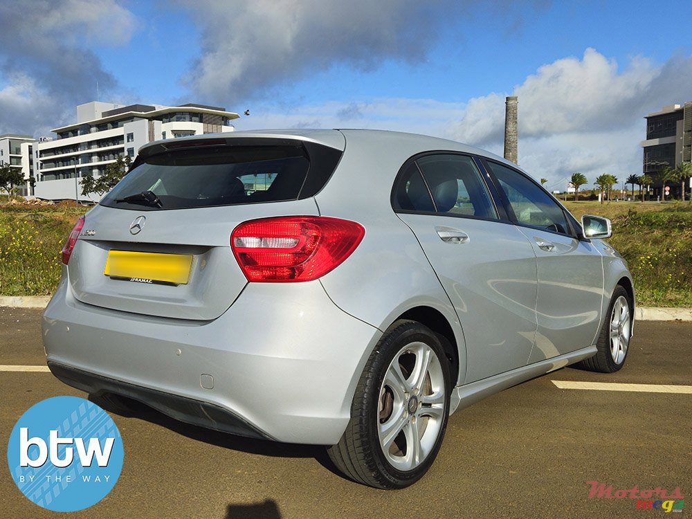 2014' Mercedes-Benz A 200 photo #4