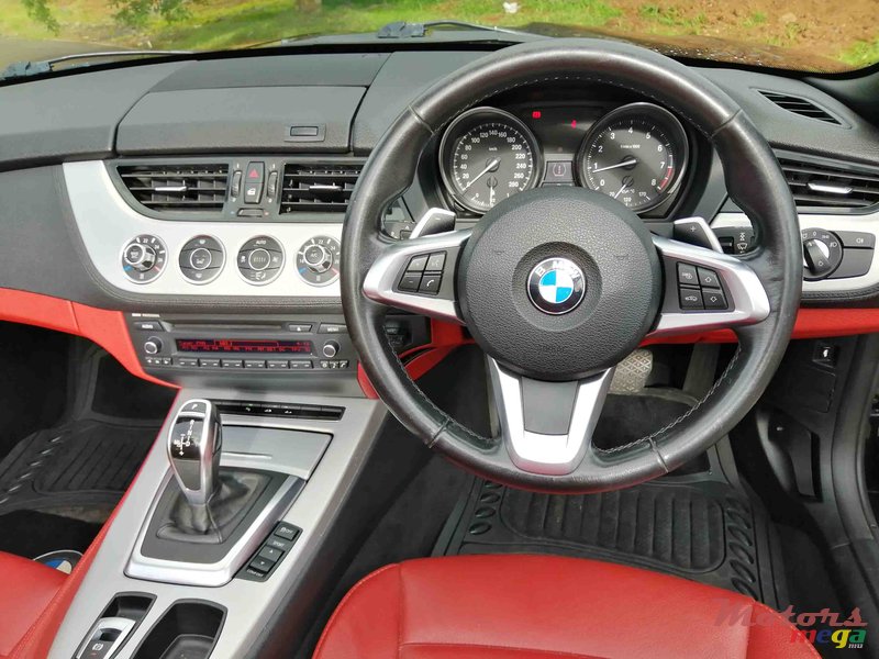 2013' BMW Z4 photo #6