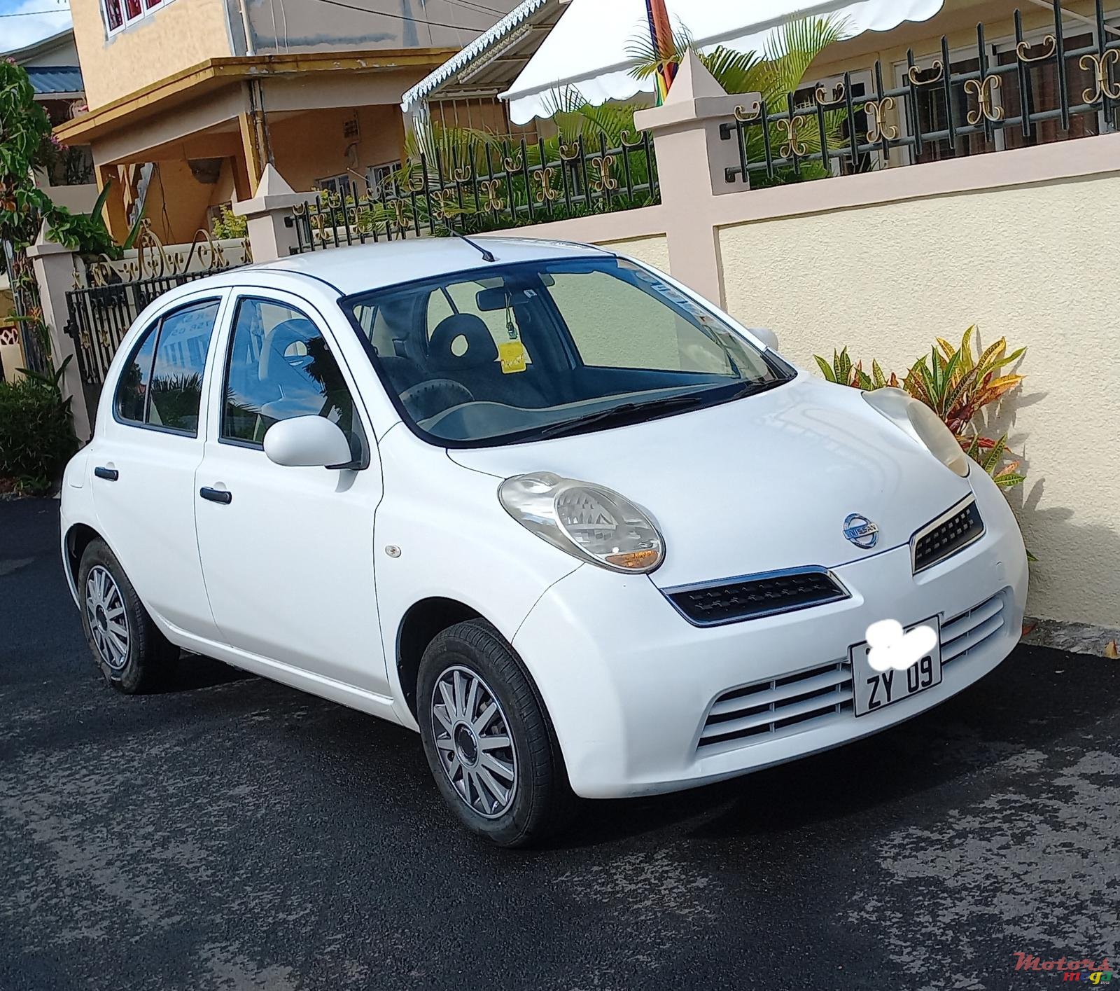 2009' Nissan March photo #5