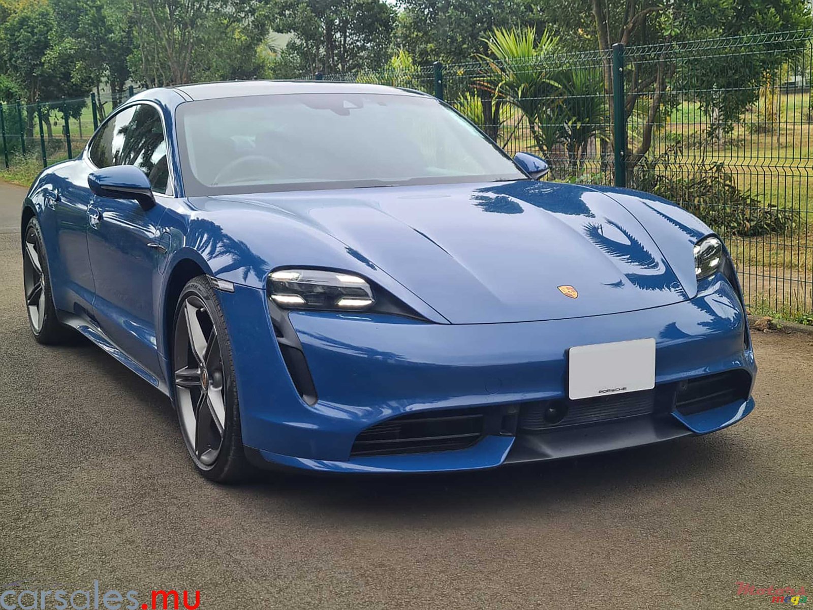 2021' Porsche Taycan Turbo 500kW photo #2