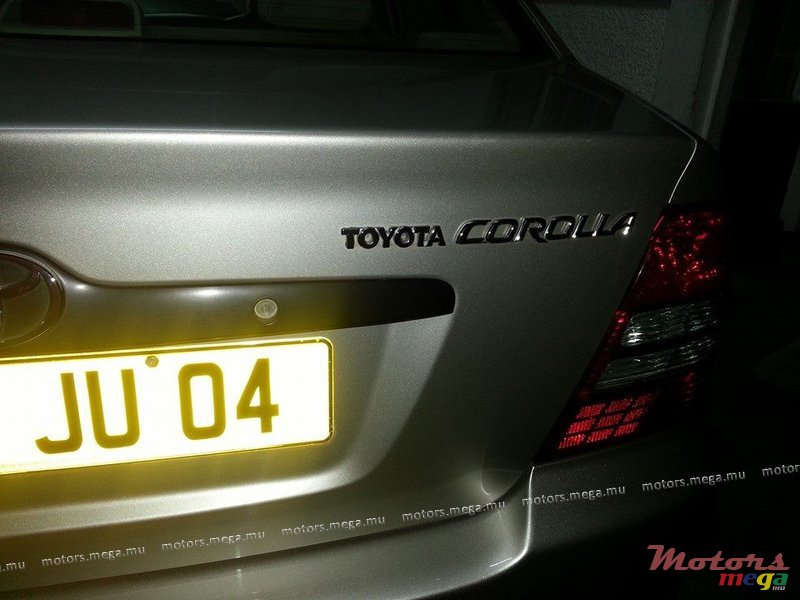 2004' Toyota Corolla GLI (LOCAL) Japan photo #2