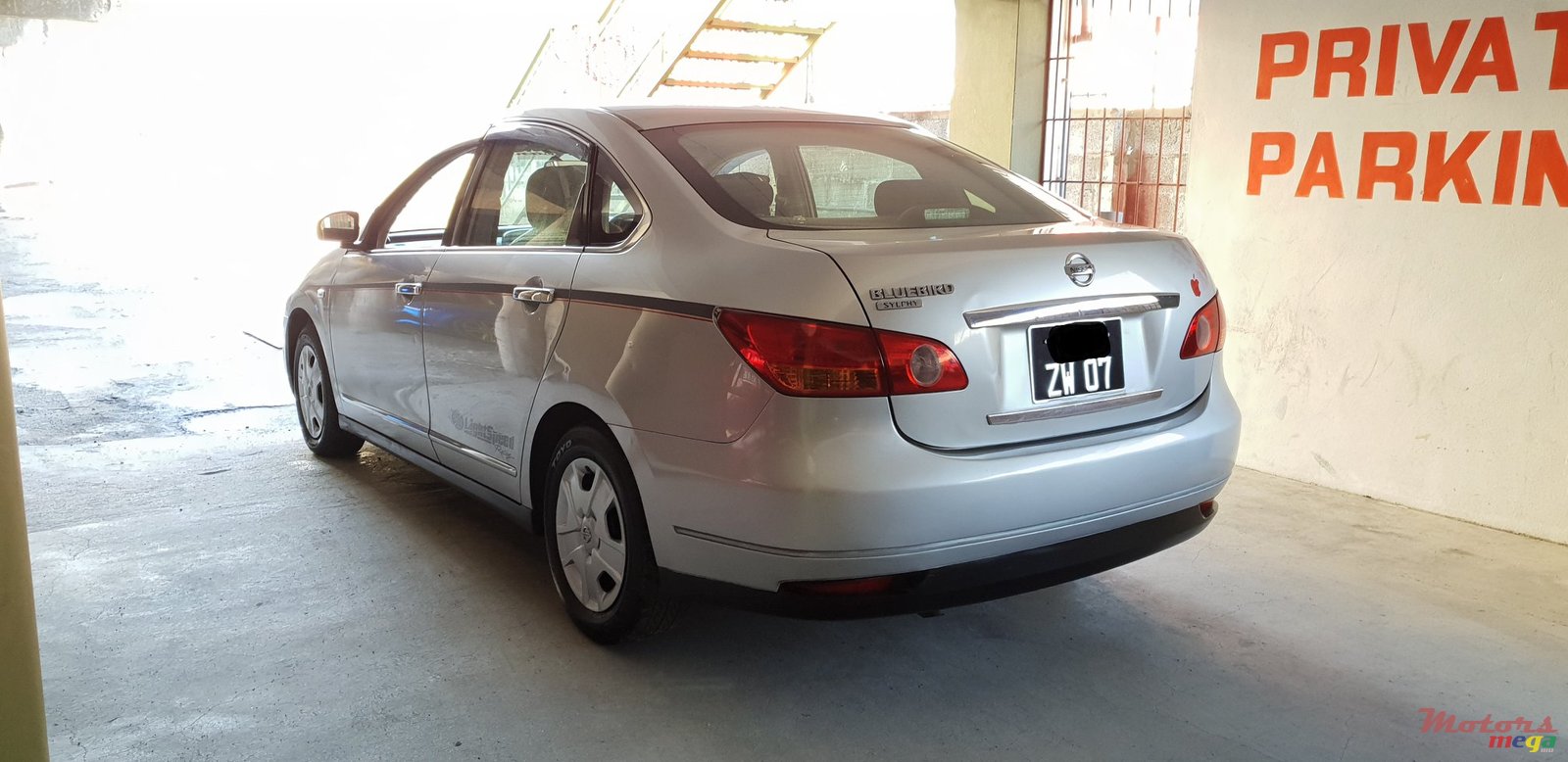 2007' Nissan Bluebird photo #2