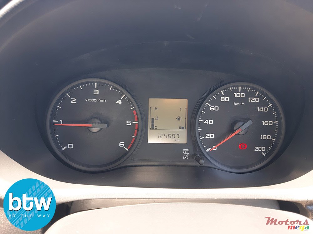 2019' Mitsubishi L 200 4X2 photo #7