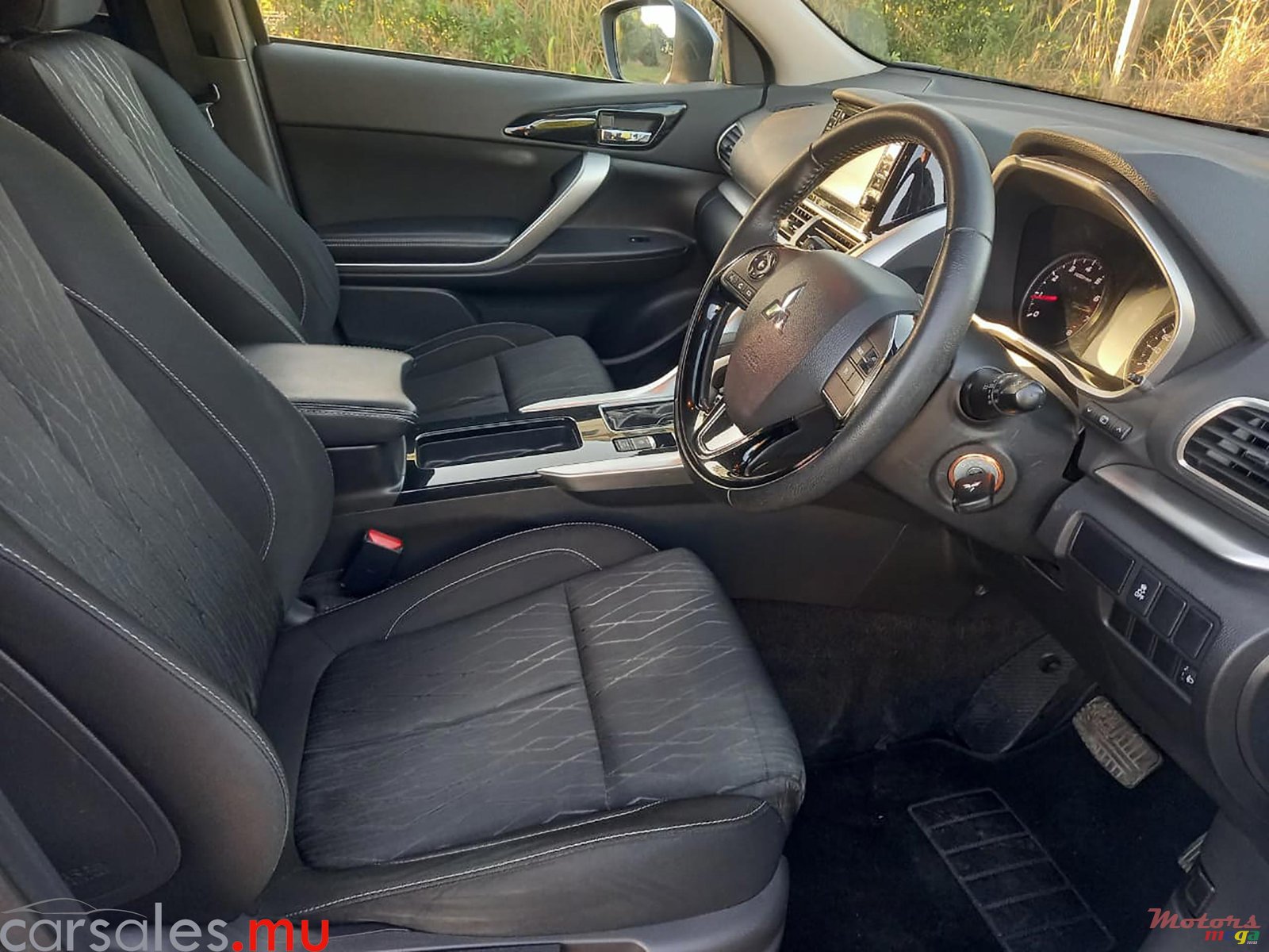 2020' Mitsubishi Eclipse Cross 1.5T photo #6