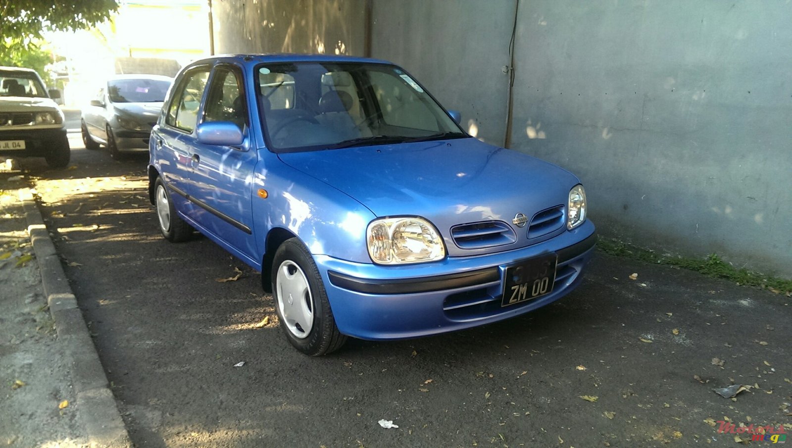 2000' Nissan photo #1