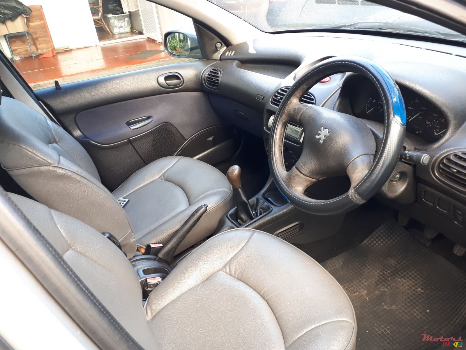 2000' Peugeot 206 photo #4