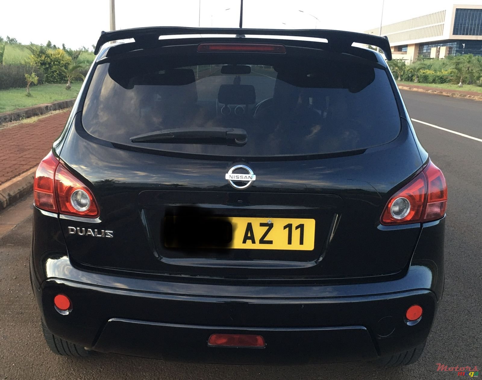 2011' Nissan Qashqai Dualis photo #5