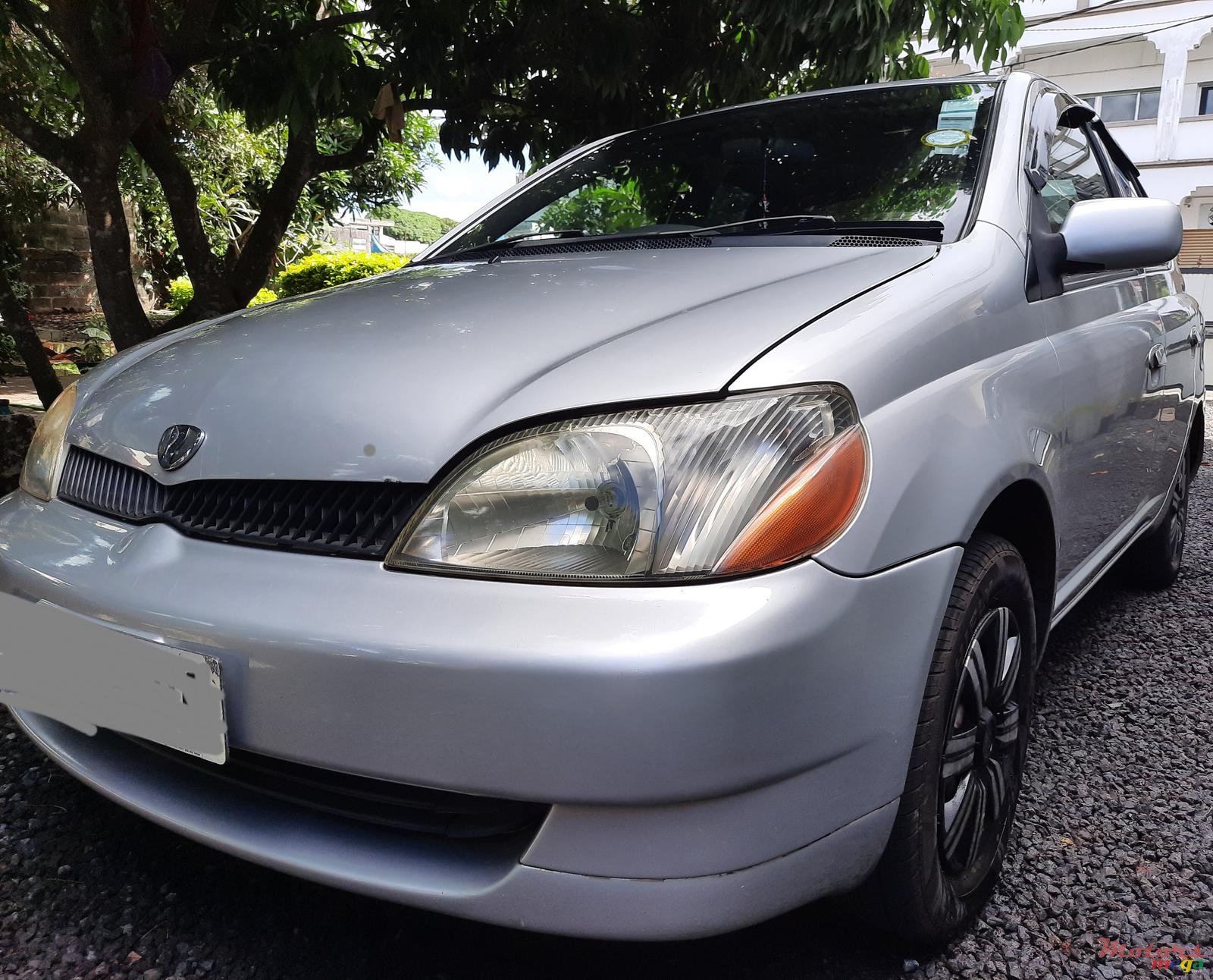 2000' Toyota Platz photo #1