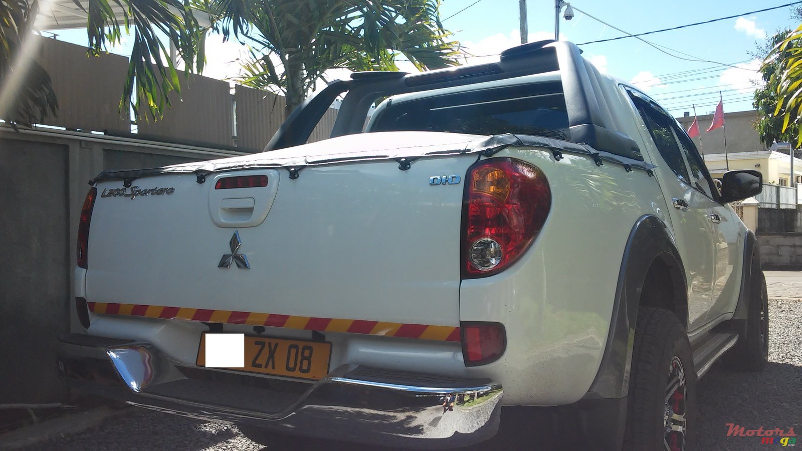 2008' Mitsubishi Triton Sportero 4x4 photo #3