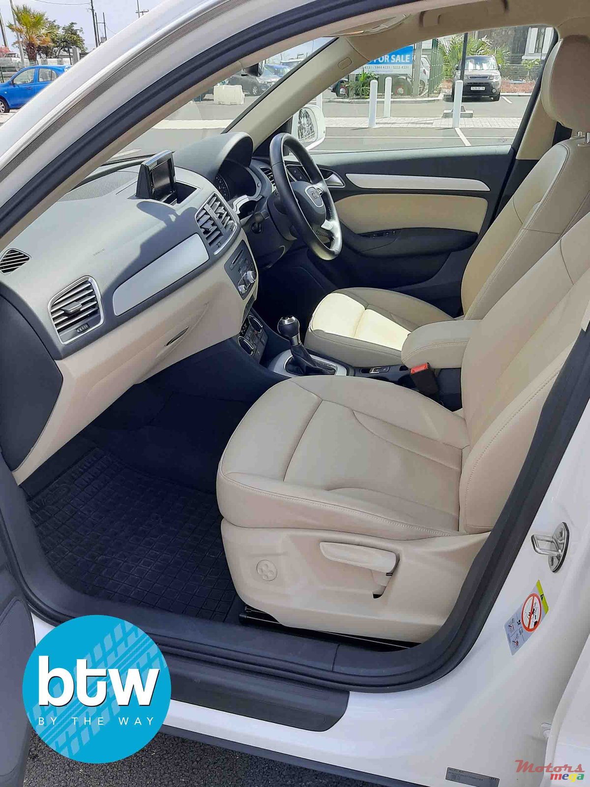 2017' Audi Q3 photo #5