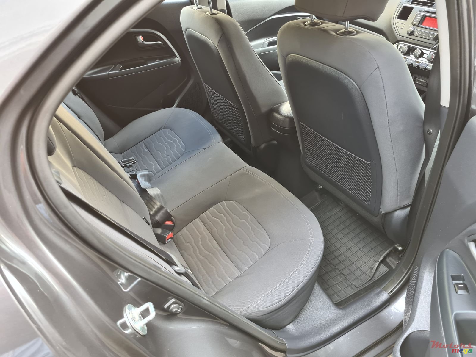 2014' Kia Manual photo #6