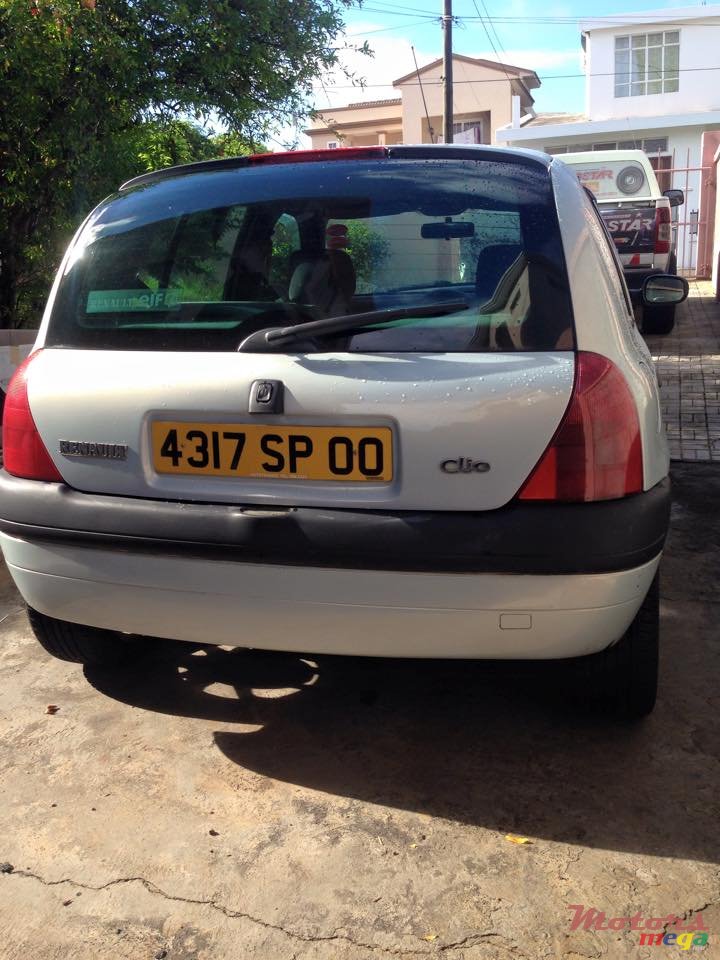 2000' Renault Clio no photo #3