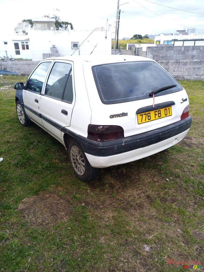 2001' Citroen Saxo photo #3
