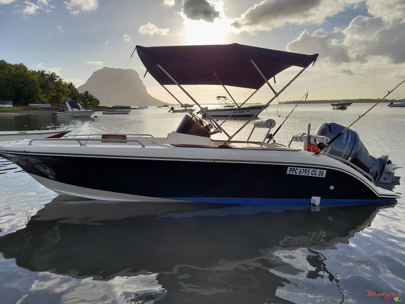 2007' Legend photo #2