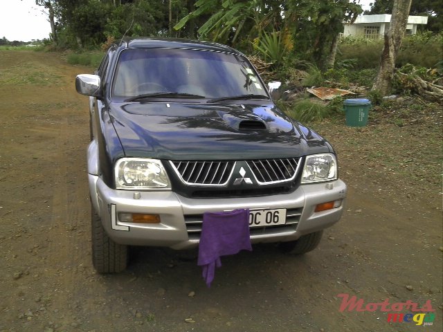 2006' Mitsubishi L 200 photo #1