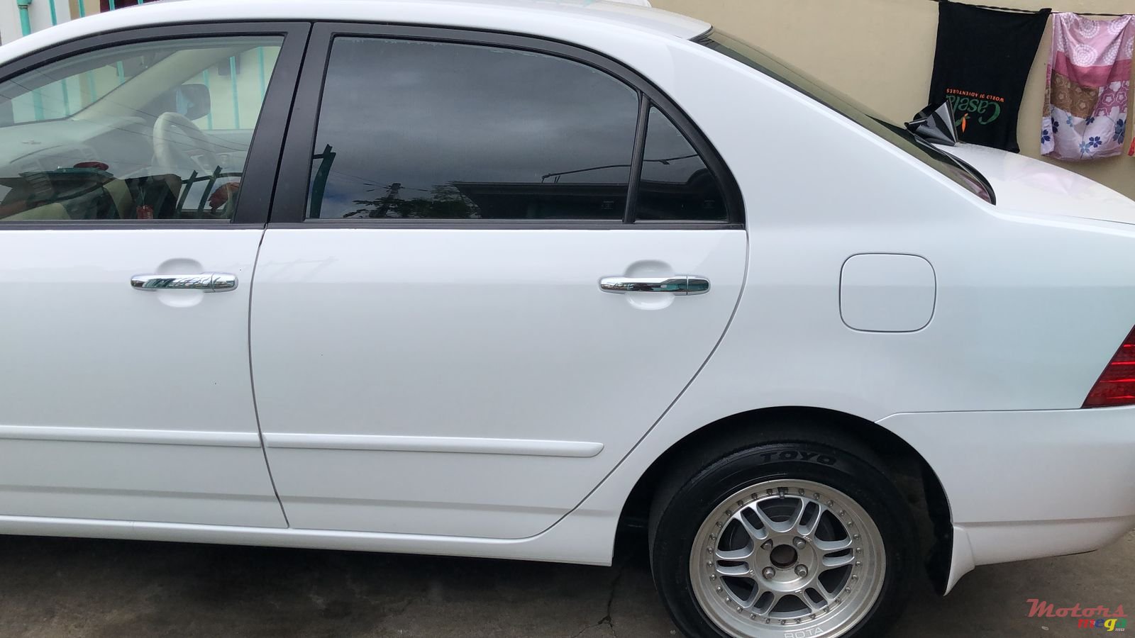 2005' Toyota Corolla photo #5