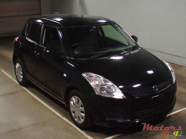 2010' Suzuki Swift photo #4