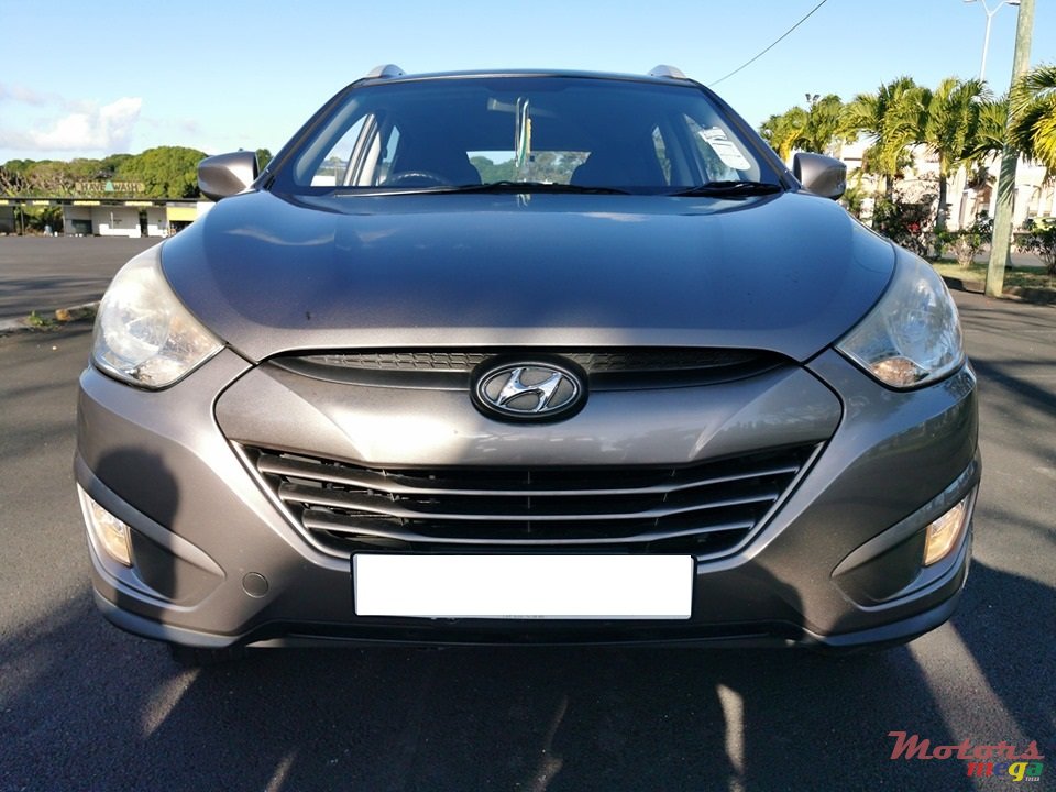 2010' Hyundai ix35 photo #1