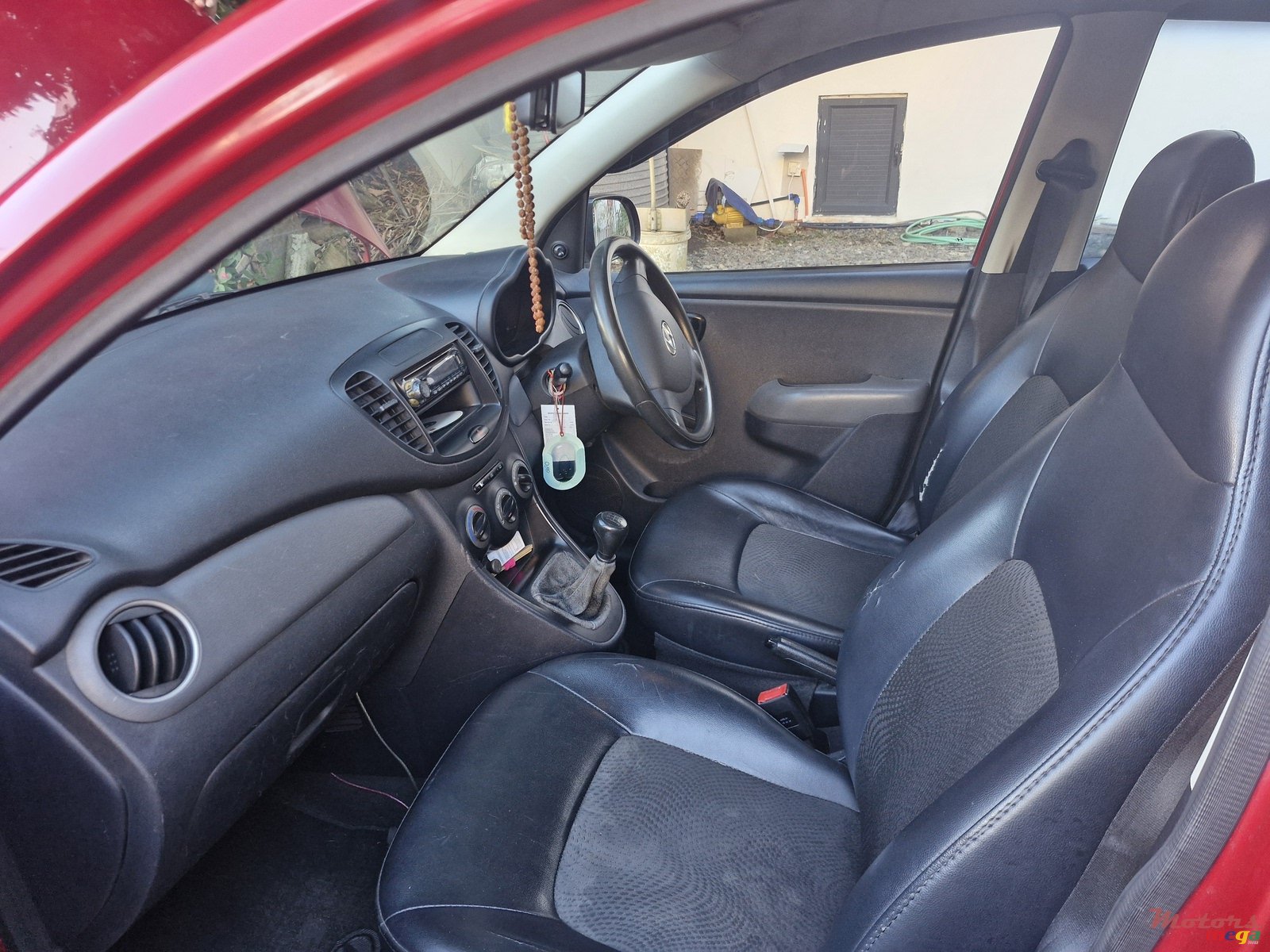 2015' Hyundai i10 photo #2