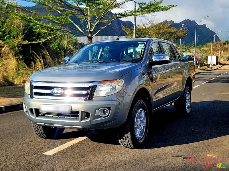 2012' Ford Ranger 3.2 4x4 photo #2