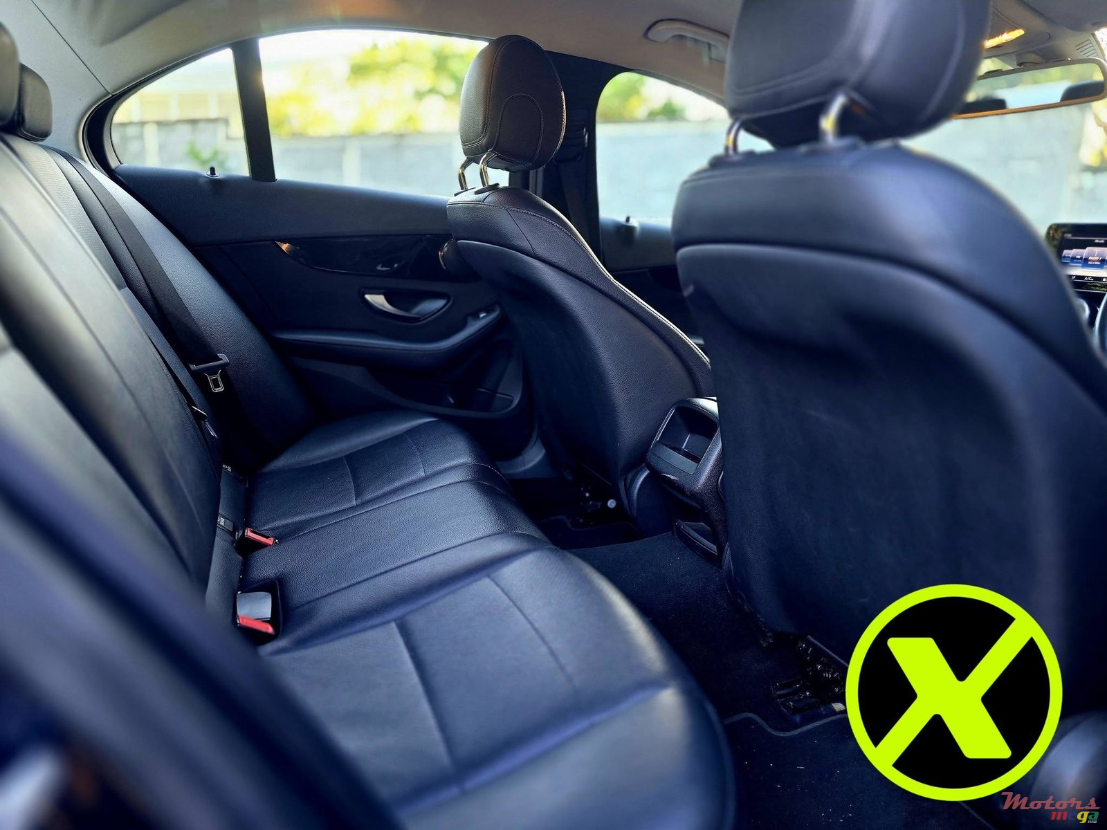 2015' Mercedes-Benz C 180 photo #4